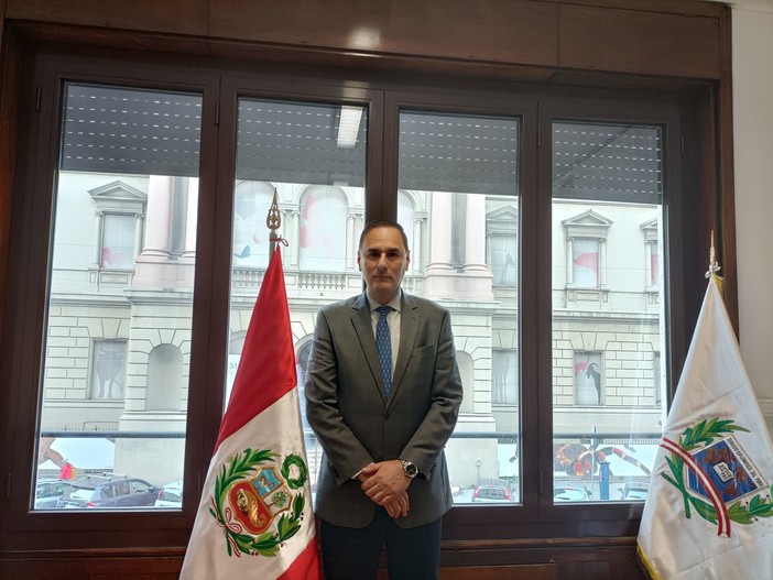 'Nuovi genovesi', la nostra rubrica che dà voce alle comunità: conosciamo il Console del Perù