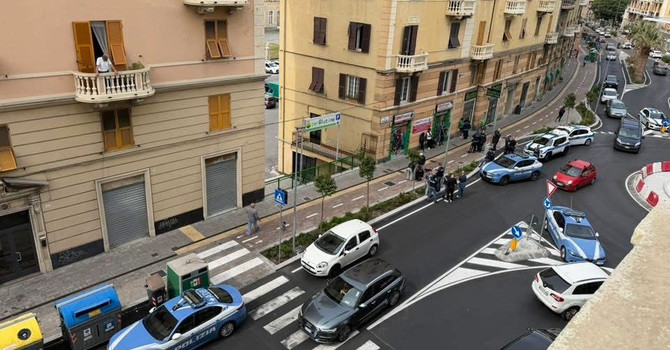 Cornigliano, dopo risse e raccolte firme il quartiere valuta la protesta in piazza: "Periodo di crisi nera per la sicurezza"