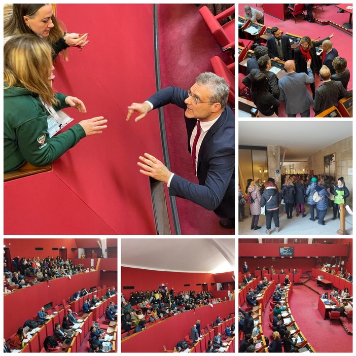 Scuole d'infanzia, scintille in consiglio comunale, sospesa la seduta, i lavoratori: "Vergogna" (Foto e video)