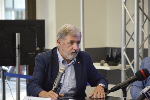 Ricostruzione ponte, Bucci: “Le polemiche non mi fanno arrabbiare, mi fanno venire lo sciupun de futta" Ricostruzione ponte, Bucci: “Le polemiche non mi fanno arrabbiare, mi fanno venire lo sciupun de futta"