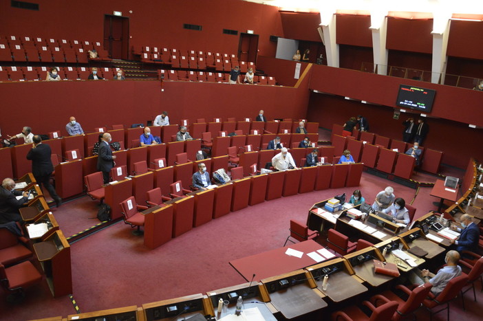 Lodi e Crivello sui cantieri per ferrovia e metropolitana: "Coinvolgere abitanti, comitati e Municipi a un tavolo di lavoro" Lodi e Crivello sui cantieri per ferrovia e metropolitana: "Coinvolgere abitanti, comitati e Municipi a un tavolo di lavoro"