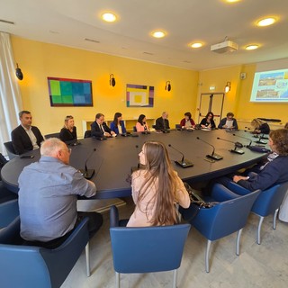 Comunità energetiche, a Tursi il confronto su autoproduzione, energia pulita e contrasto alla povertà energetica Comunità energetiche, a Tursi il confronto su autoproduzione, energia pulita e contrasto alla povertà energetica