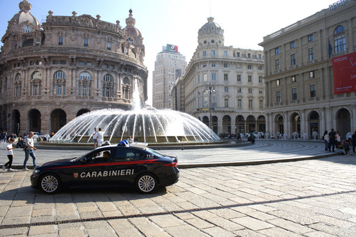Uno evade dai domiciliari, un altro ha 9 lame da cutter: due denunce dei Carabinieri nel weekend Uno evade dai domiciliari, un altro ha 9 lame da cutter: due denunce dei Carabinieri nel weekend