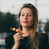 Chi è Charlotte de Witte, l'artista che rilancia la città sulla mappa della musica internazionale Chi è Charlotte de Witte, l'artista che rilancia la città sulla mappa della musica internazionale