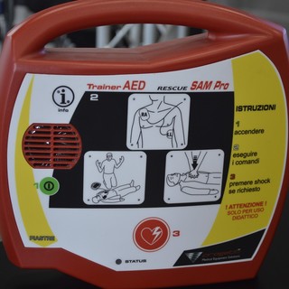 Corsi di formazione per l'utilizzo di defibrillatori, 13 enti accreditati