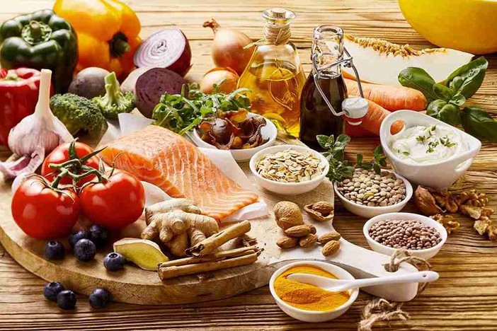 La nutrizionista: “In quarantena sfruttate al meglio la varietà della dieta mediterranea”