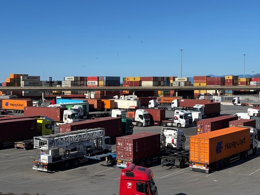 Federlogistica-Conftrasporto: Obiettivo autotrasporto per far progredire il Sistema operativo della Community portuale Federlogistica-Conftrasporto: Obiettivo autotrasporto per far progredire il Sistema operativo della Community portuale