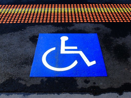 Disabilità, la Regione elogia gli agenti della Polizia Locale che si sono distinti nella tutela dei diritti delle persone con disabilità