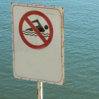 Divieto temporaneo di balneazione nelle spiagge di Priaruggia, Divisione Acqui e via Gianelli Divieto temporaneo di balneazione nelle spiagge di Priaruggia, Divisione Acqui e via Gianelli