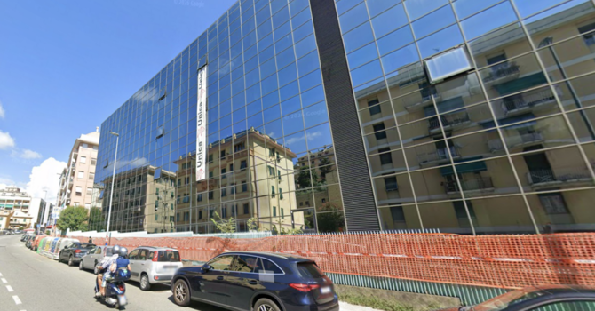Data Center di via Isonzo, cresce la preoccupazione tra i residenti. Bogliolo: “Pronti a chiedere limitazioni” Data Center di via Isonzo, cresce la preoccupazione tra i residenti. Bogliolo: “Pronti a chiedere limitazioni”