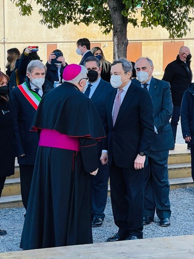 Draghi alla radura della memoria: "Vicinanza ai familiari delle vittime, loro dolore è il nostro dolore"