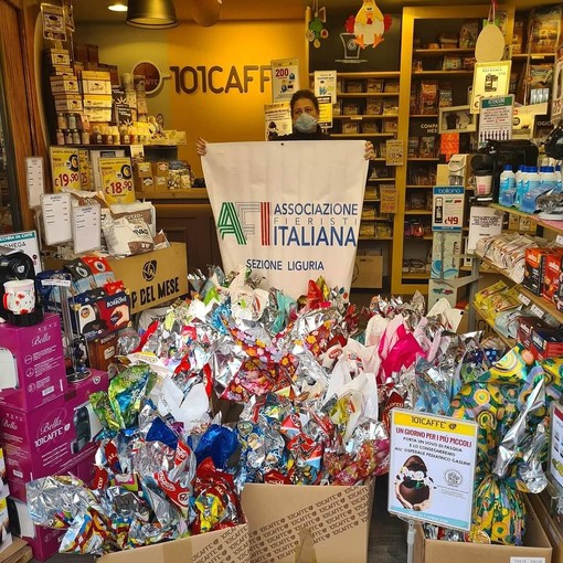 Da Sofia ad Alessia un lungo ponte di dolcezza Da Sofia ad Alessia un lungo ponte di dolcezza