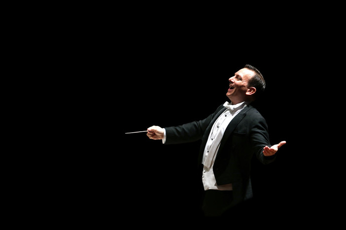 Prosegue la stagione sinfonica del Carlo Felice con il tributo a Paganini
