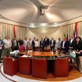 Il vicepresidente della Regione Piana accoglie delegazione del Land Nord Reno-Westfalia a Genova: il modello Ponte San Giorgio ispira l’Europa