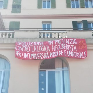 Il collettivo Comestudio occupa il Dipartimento di Scienze della Formazione: "Vogliamo un'Università popolare" (VIDEO)