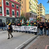 Ex Ilva, la tensione, lo sciopero e l'attesa. Manganaro: “Senza industria nessuna città ha futuro, nemmeno Genova”