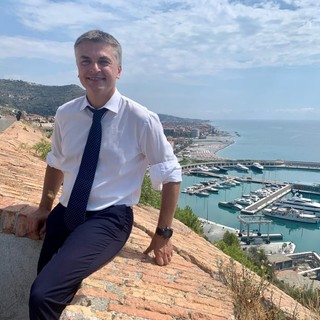 Spiagge, Rixi: "Draghi non faccia scherzi, decide il prossimo governo"