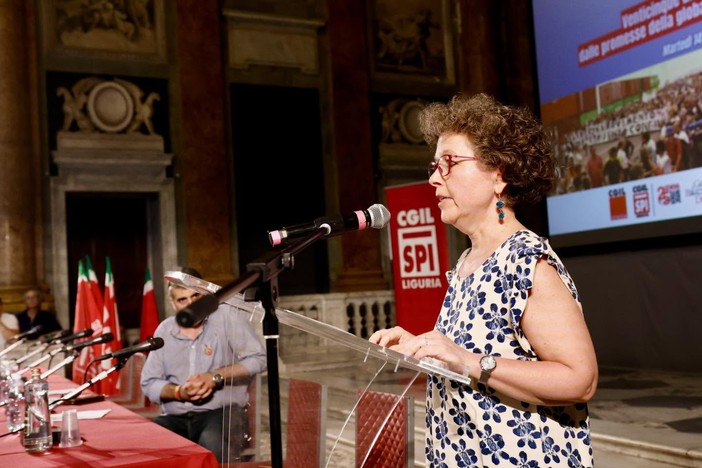 Elena Giuliani ricorda Carlo a 25 anni dal G8: “Come si fa a dire come sono passati questi anni?” Elena Giuliani ricorda Carlo a 25 anni dal G8: “Come si fa a dire come sono passati questi anni?”
