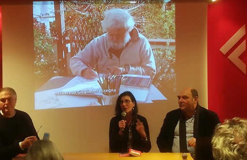 Grande successo alla Feltrinelli per la prima presentazione dell’"Erbario di Libereso" con Claudio Porchia Grande successo alla Feltrinelli per la prima presentazione dell’"Erbario di Libereso" con Claudio Porchia