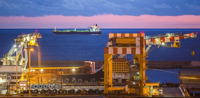 Ex Ilva, i sindacati proclamano 24 ore di sciopero: "ArcelorMittal ha proposto condizioni provocatorie"