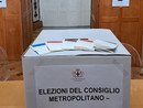 Città Metropolitana, urne aperte per l’elezione dei diciotto consiglieri Città Metropolitana, urne aperte per l’elezione dei diciotto consiglieri