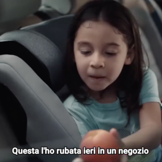 'La pesca' di Esselunga, il tanto discusso spot diventa una parodia in genovese (Video) 'La pesca' di Esselunga, il tanto discusso spot diventa una parodia in genovese (Video)