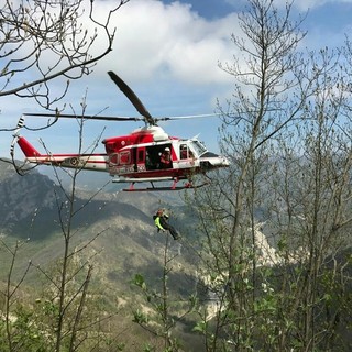 Chiude l'elisoccorso sanitario dei vigili del fuoco, Conapo: "La fine di un'eccellenza, i privati si fregano le mani"