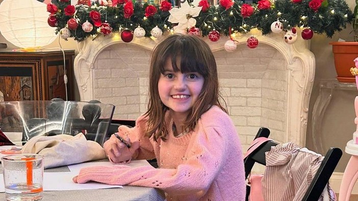 Addio a Elena, la diciottenne imprigionata nel corpo di una bambina Addio a Elena, la diciottenne imprigionata nel corpo di una bambina