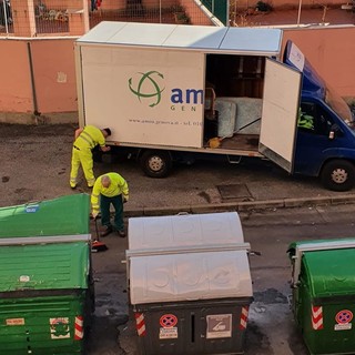 Nella notte aggredito un operatore Amiu in piazza Matteotti, l'aggressore minaccia la polizia locale