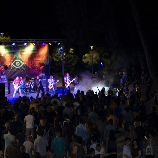 Sestri Ponente, al via il Festival delle Periferie 2025: tre giorni di musica alternativa e arte dal vivo nella cornice di Villa Rossi