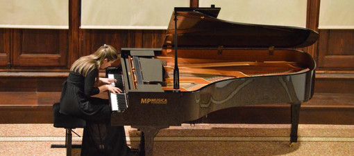 Concerto di Pianoforte, Giulia Toniolo presenta Mozart e Schumann all'Accademia Musicale Di Savona