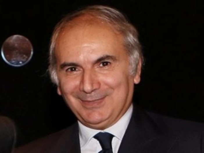 Confcommercio, rinnovate le cariche del consiglio direttivo. Franco Aprile confermato presidente Confcommercio, rinnovate le cariche del consiglio direttivo. Franco Aprile confermato presidente