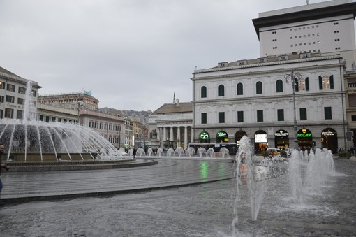 Riasfaltatura De Ferrari: parcheggi per moto invariati