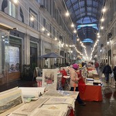 La Fiera del Libro torna in Galleria Mazzini: un classico del Natale genovese