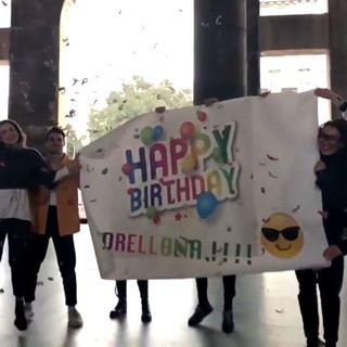 Il compleanno? Si festeggia col flash mob in Piazza della Vittoria