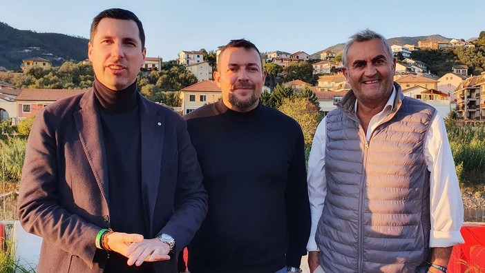 Gestione dei rifiuti nel Tigullio, Regione, sindaci e sindacati territoriali a confronto a Casarza Ligure