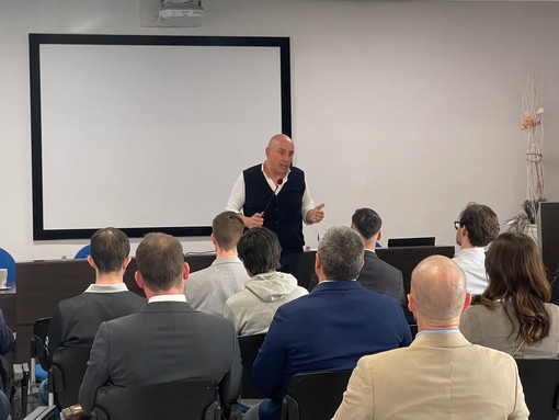 Giovani e politica, il consigliere Davide Falteri: “Sono loro a poter scrivere il futuro” Giovani e politica, il consigliere Davide Falteri: “Sono loro a poter scrivere il futuro”