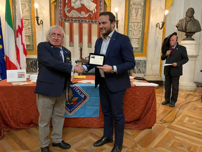 Autieri di Italia, consegnato attestato di benemerenza ai familiari di Cesare Gualeni Autieri di Italia, consegnato attestato di benemerenza ai familiari di Cesare Gualeni