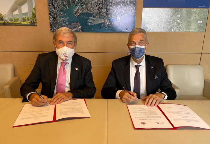 Firmato il protocollo d’intesa tra Genova e Recanti per lo sviluppo del patrimonio culturale e artistico delle due città Firmato il protocollo d’intesa tra Genova e Recanti per lo sviluppo del patrimonio culturale e artistico delle due città