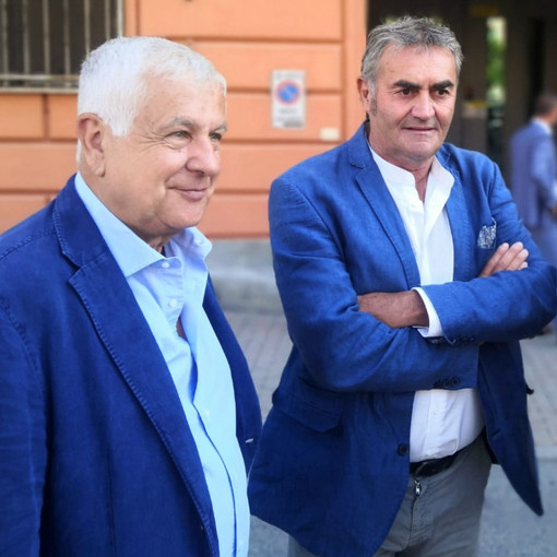 Forza Italia alla Marcia della Memoria per ricordare gli ebrei genovesi deportati Forza Italia alla Marcia della Memoria per ricordare gli ebrei genovesi deportati