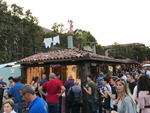 Verso il Festival delle Sagre 2023 di Asti (Menù e Piantina) Verso il Festival delle Sagre 2023 di Asti (Menù e Piantina)