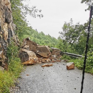Frana a Pentema, strada ancora chiusa in attesa del sopralluogo