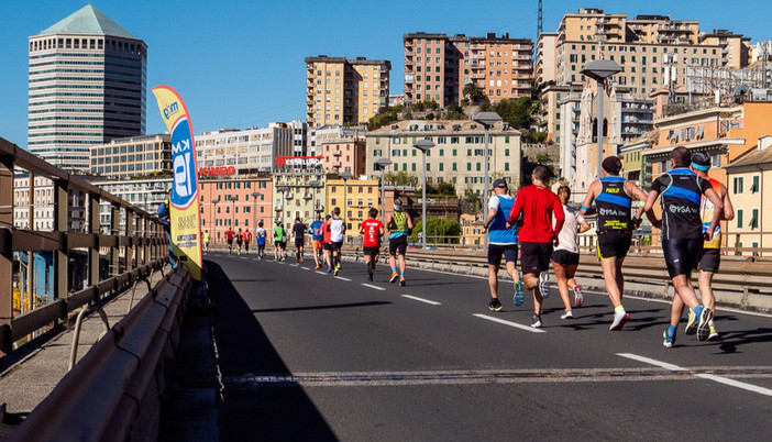 Mezza Maratona e Corri Genova blindano il centro. La guida alla viabilità