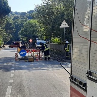 Fuga di gas da un cantiere, chiusa via Linneo