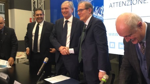 Firmato il contratto per l'affidamento dei nuovi interventi sulla viabilità portuale (VIDEO)