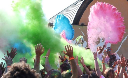 Color Run e Schiuma Party: a Pra’ torna la festa più colorata dell’estate