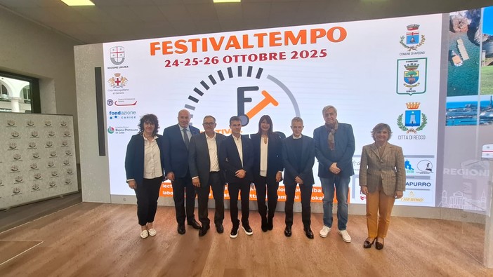 Foto Facebook Foto Facebook