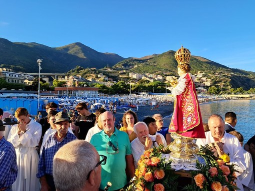 La festa di Gesù Bambino di Praga ad Arenzano La festa di Gesù Bambino di Praga ad Arenzano