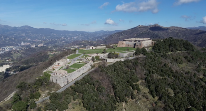 Piciocchi boccia la nuova mini - funivia per i Forti: “Opera stravolta e inutile”