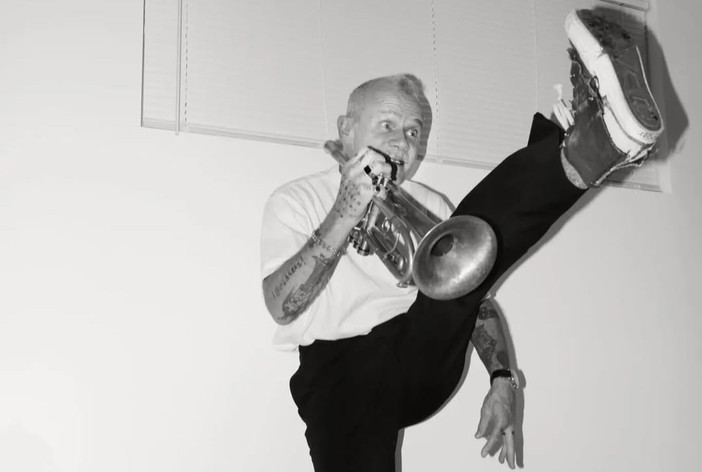 La parola a Disco Club, le uscite della settimana - Flea e la magia della tromba: il suo tocco jazz in ‘Honora’